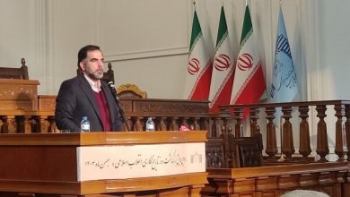 معینی پور رئیس کتابخانه مجلس شورای اسلامی