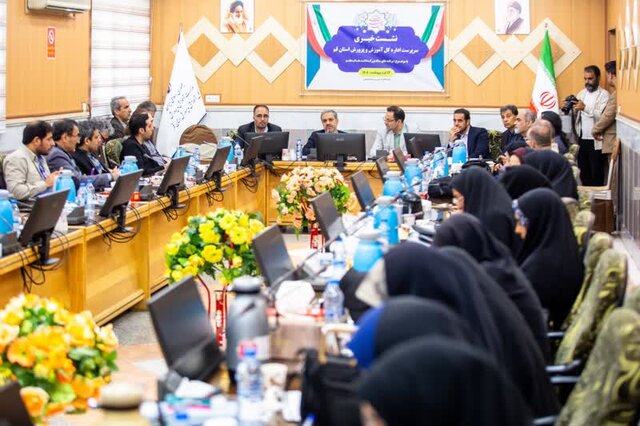 نشست خبری فاضل رئیس آموزش و پرورش قم