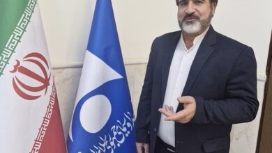 دکتر کمال اکبری رئیس دانشکده دین و رسانه