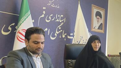 دیدار بانوان خبرنگار قم با مدیرکل امور بانوان استانداری