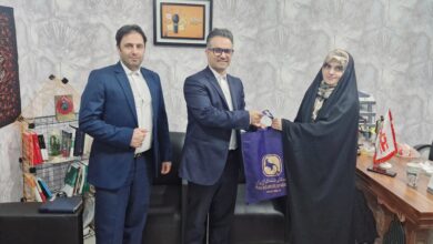 محسن عابدی، رئیس شورای هماهنگی شرکت‌های بیمه استان قم سعید عاصم آبادی دبیر شورای هماهنگی شرکت های بیمه در قم