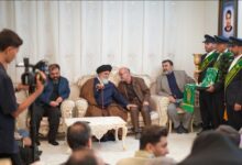 تولیت مسجد جمکران در دیدار خانواده شهدا