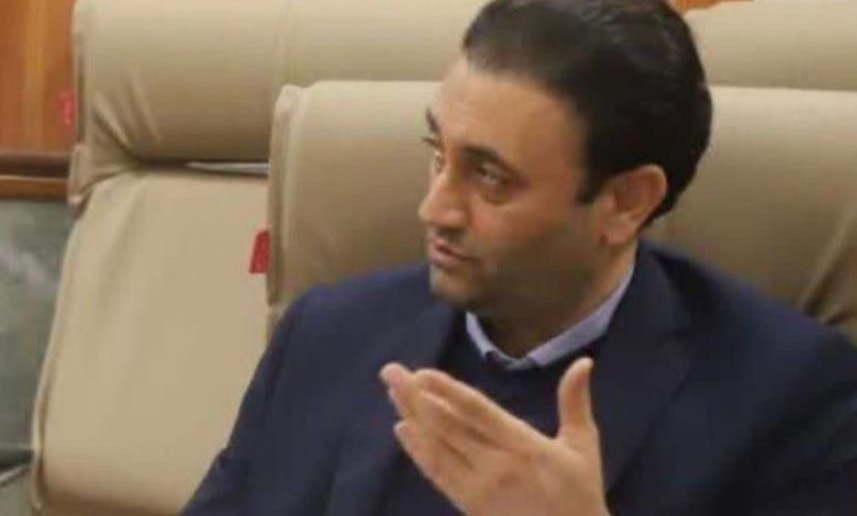 وحید کریمی سرپرست اداره‌ کل صنعت، معدن و تجارت استان قم